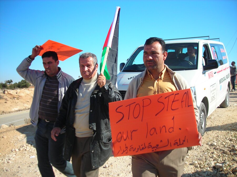 2011-12-03 Demonstration in Susiya village