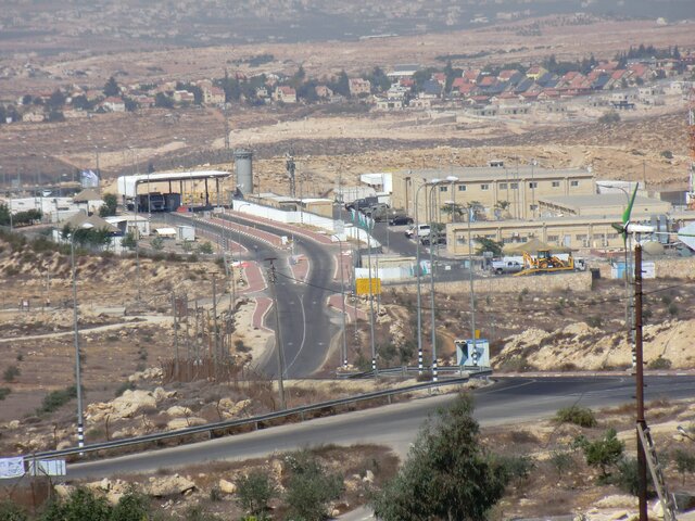 Metzadot Yehuda Checkpoint view
