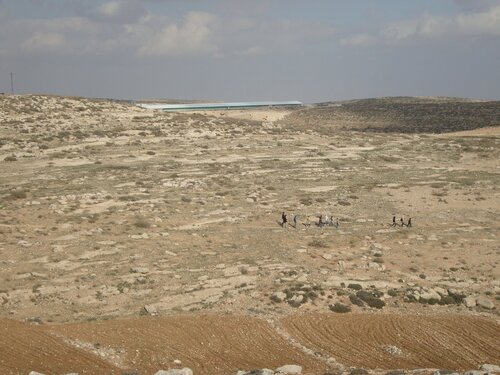 Negligence of the Israeli soldiers exposes Palestinian children at risk on the way to school, South Hebron Hills