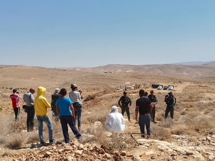 2019-07-24 Esercito israeliano demolisce 4 pozzi