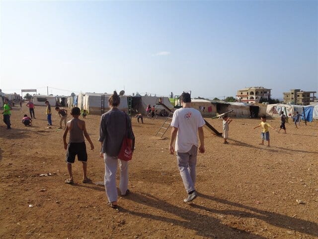 Il parco giochi di un campo profughi 1