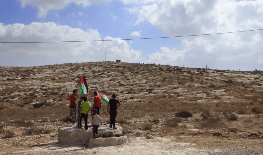 2014-09-20 Palestinians resisting settlers expansions, South Hebron Hills